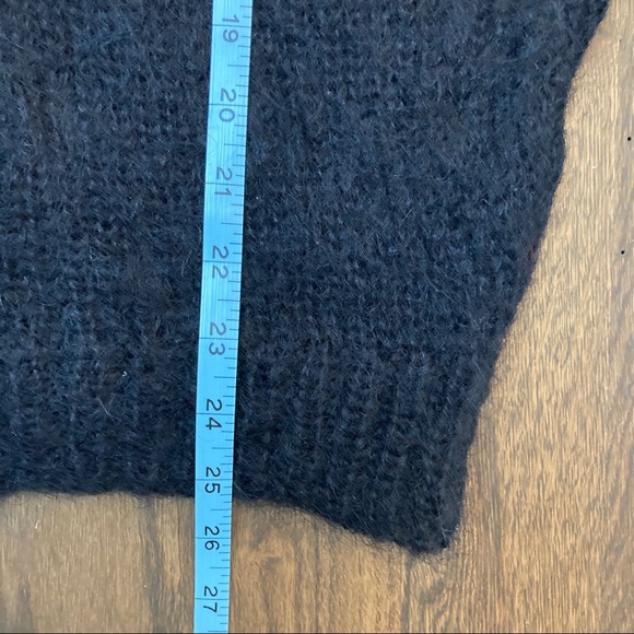 Vintage cherry sweater - Picture 9 of 10